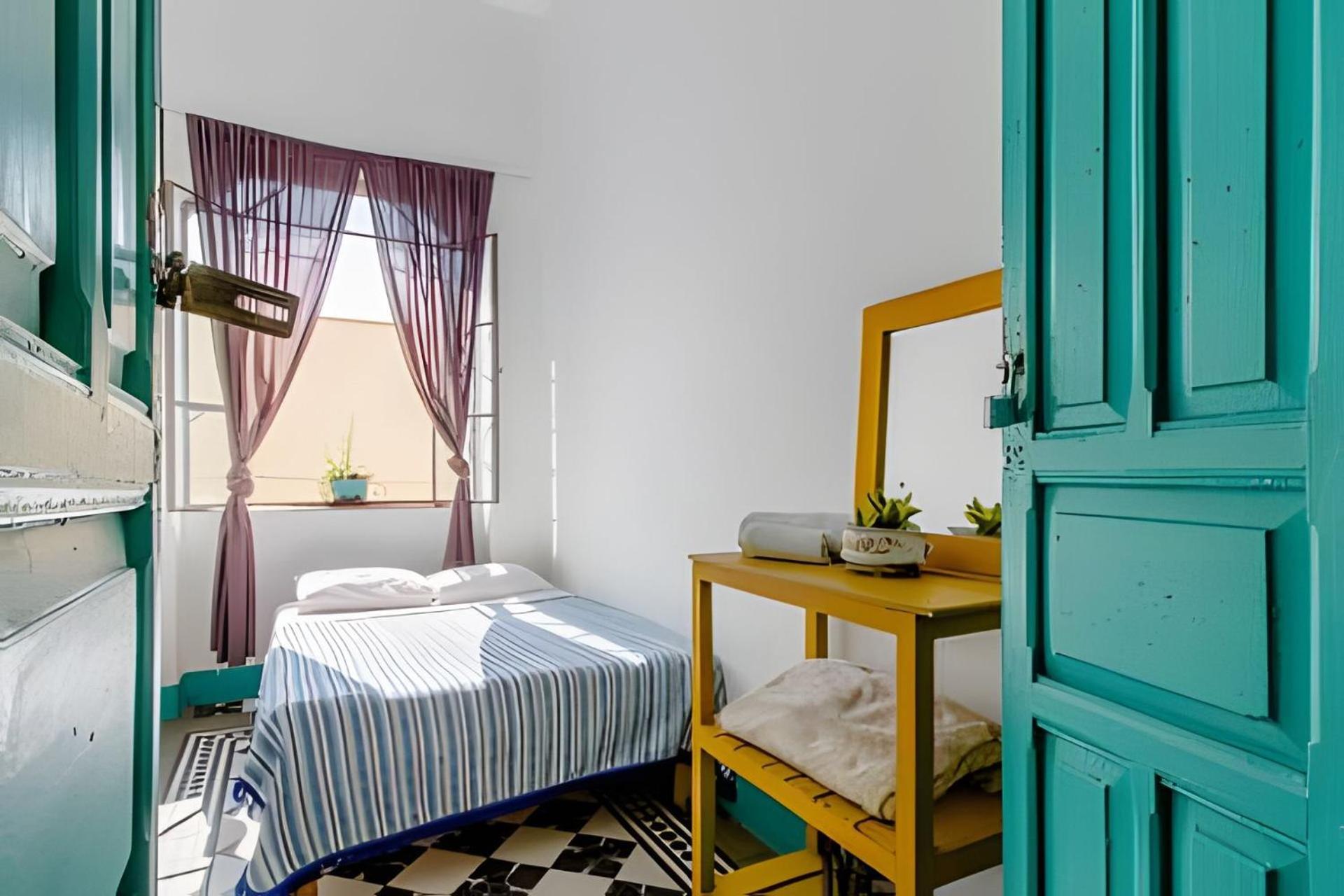 1 Guadalajara Corazon Del Centro Historico Hospedate En Una Casa Antigua En Una Habitacion Sencilla Con Areas Comunes Y Banos Compartidas Экстерьер фото